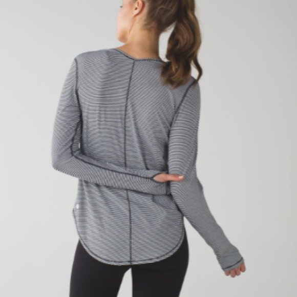 Yogini 5 Year Long Sleeve Tee - Picture 4 of 7